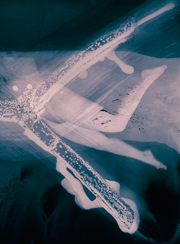 From the Series \"Ihr Körper\"