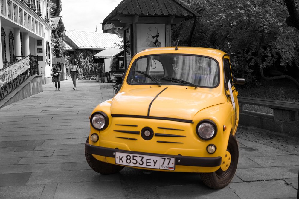 Photograph by LIDIYA HOLD