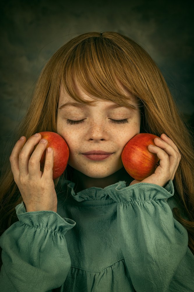 Girl with apples
