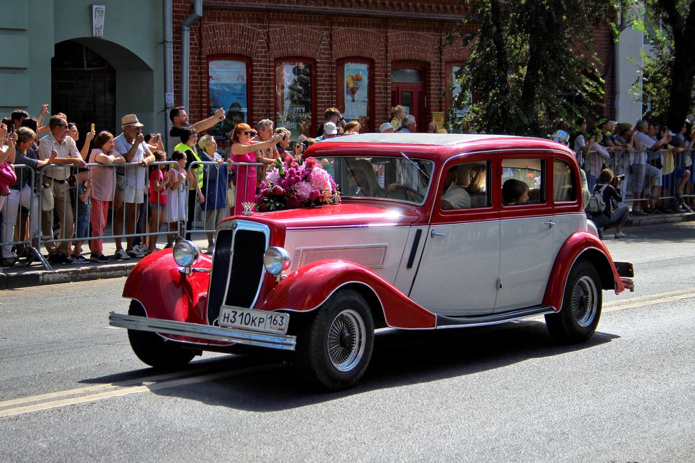 Photograph by Vitaliy Saposhnikov