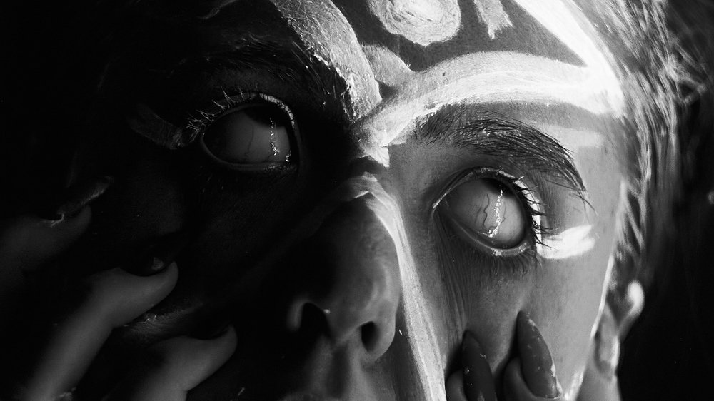 Photograph by Bogdan Lamanov