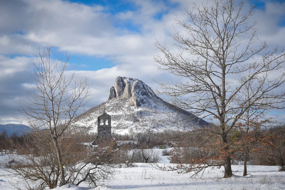 Snowy morning in the mountains