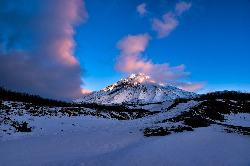Рассвет на Корякском вулкане (Dawn on Koryak volcano)