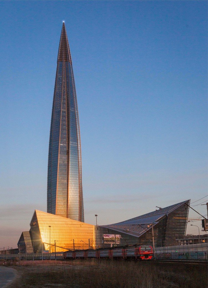 Вечер, Лахтацентр. С-Петербург.