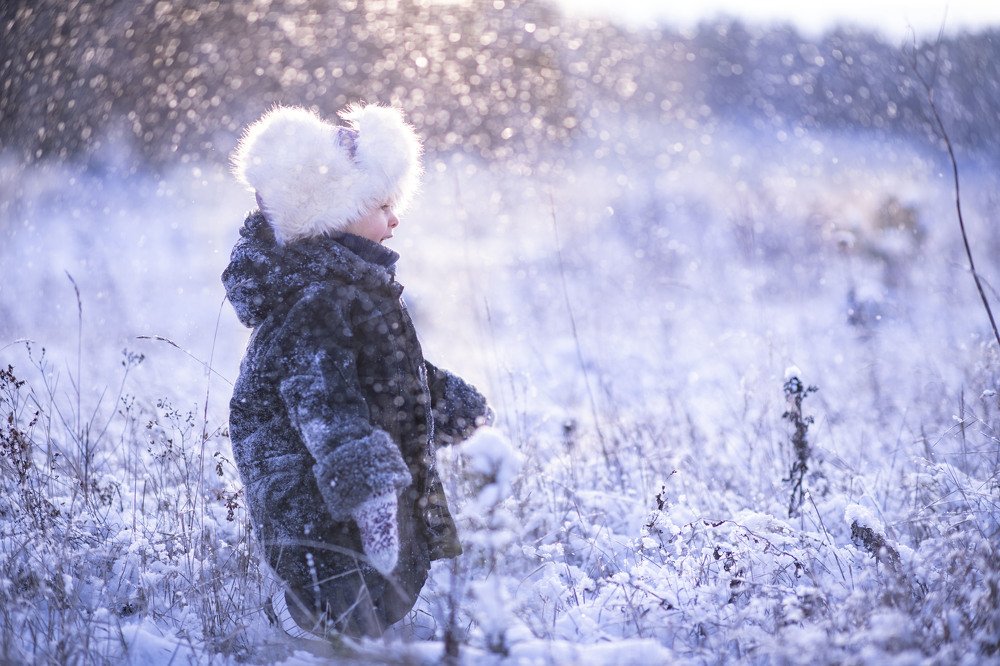 Мальчик и иней