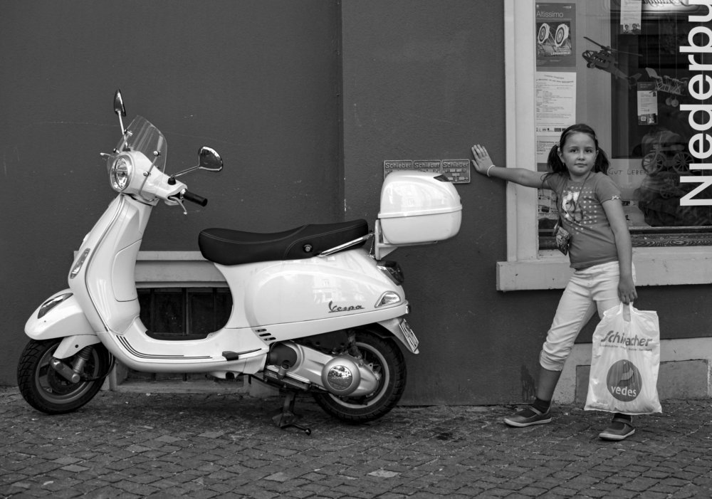 Мотороллер.