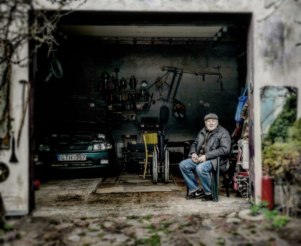 За плечами - жизнь..