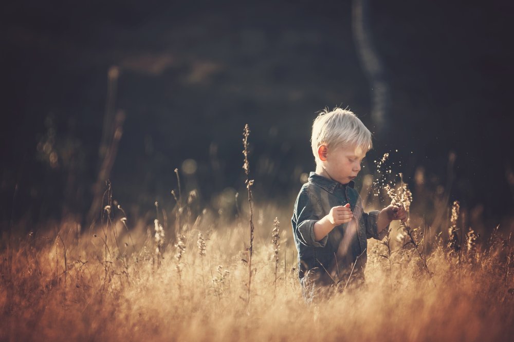 Elliot in his own world