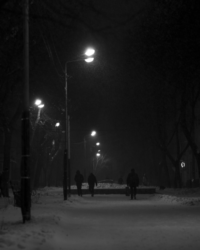 Snowy winter evening in Voronezh