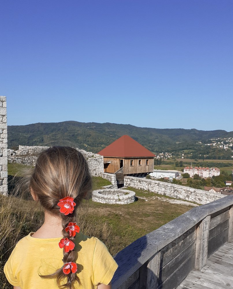 Girl is looking at the Gradina, Doboj