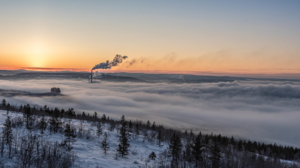 Полдень полярной ночью