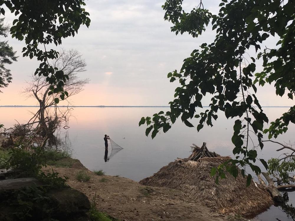Fishing in Lake Maindombe