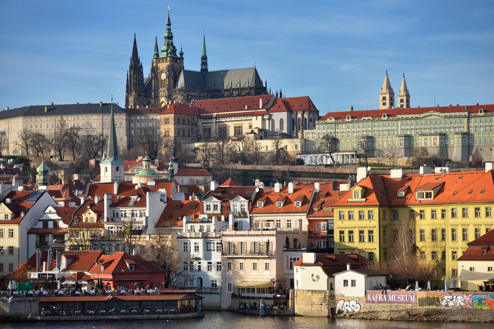 Прага
