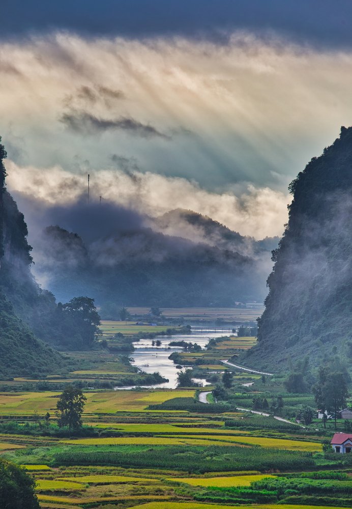 Photograph by Ba Hung Do