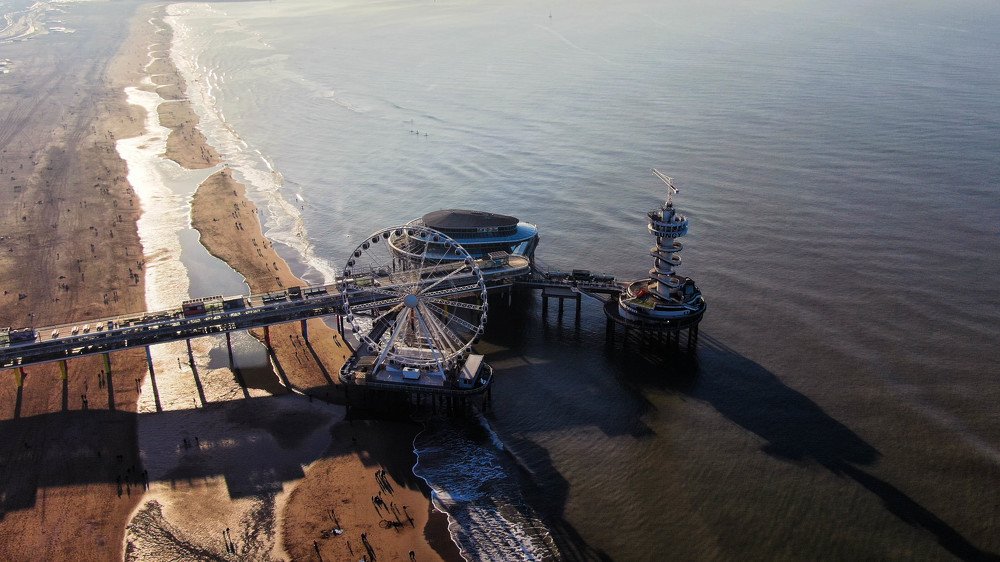 Осенняя Гаага на карантине