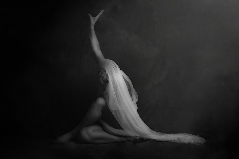 Dum spiro spero (while I breathe, I hope)