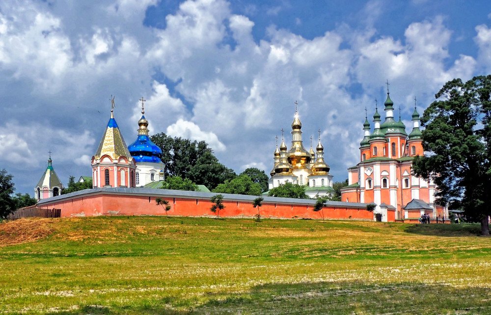 Женский монастырь