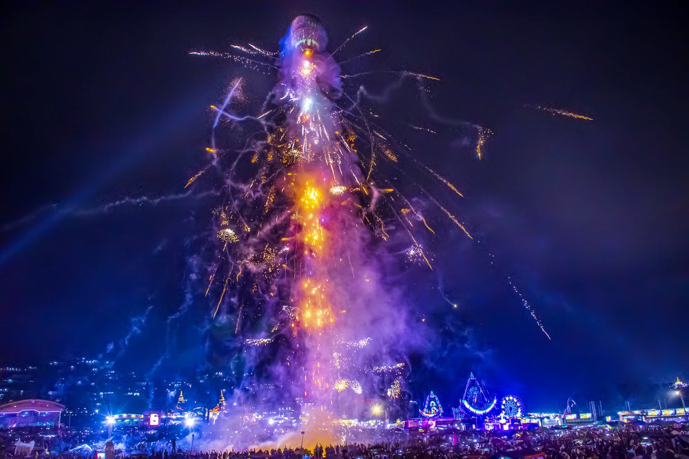 Photograph by Leng Wai