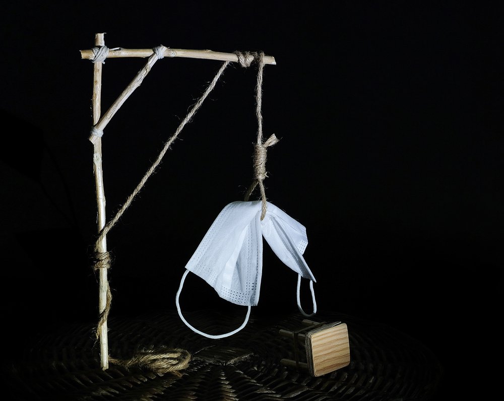 Execution of a medical mask