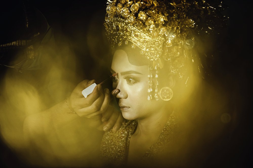 Photograph by Raymond Boleng