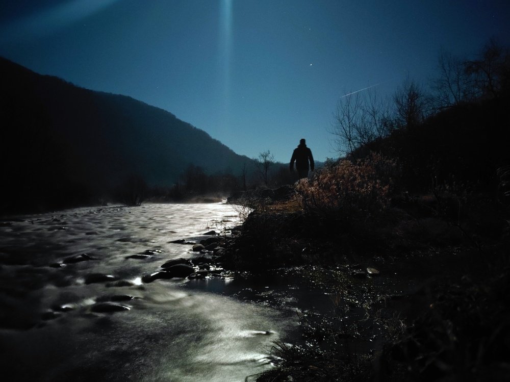 Прогулка у реки