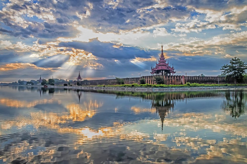 Mandalay moat