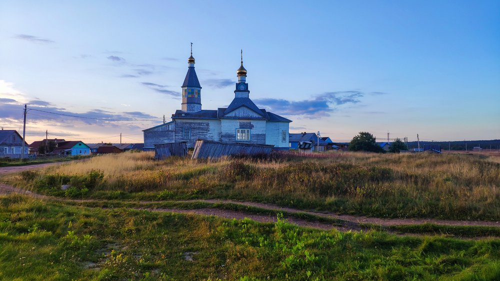 Церковь Тихвинской иконы Божией Матери в Кашкаранцах, Мурманская область