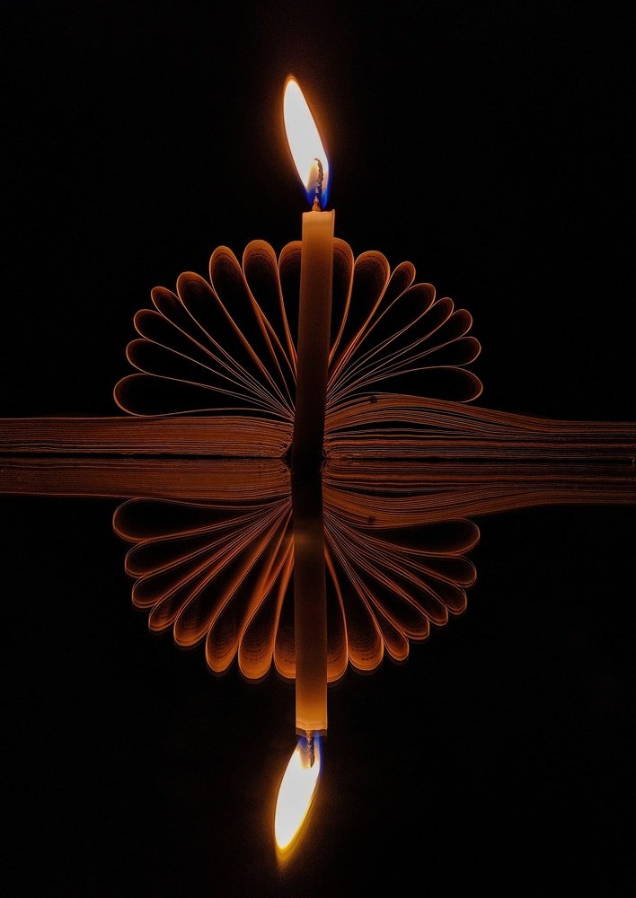 Two pillars of enlightenment