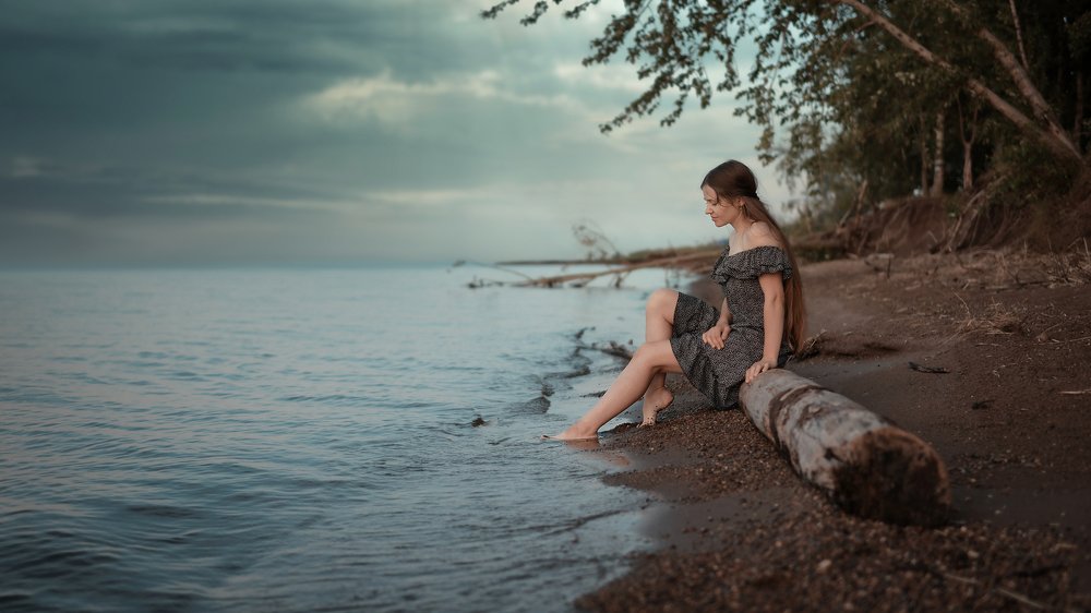 Photograph by Darius Main