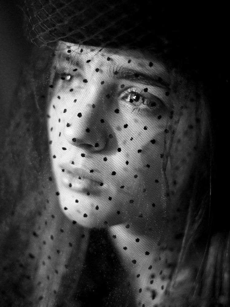 У меня есть сердце, а на сердце тайна.