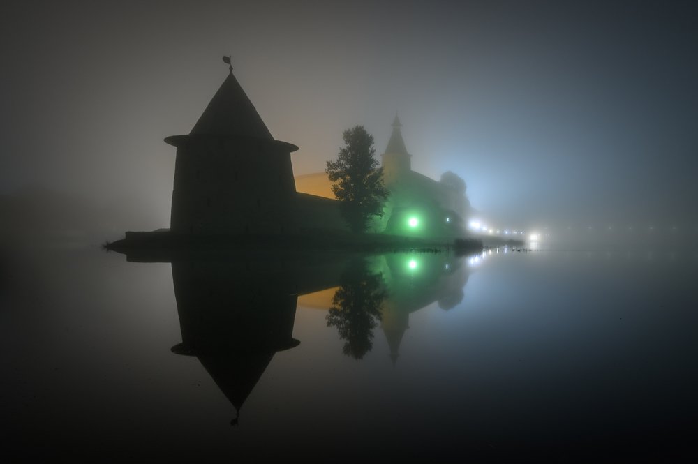 Photograph by Roman Dmitriev