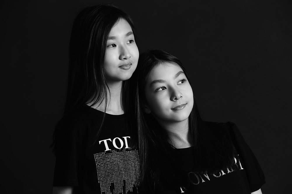 две сестрички