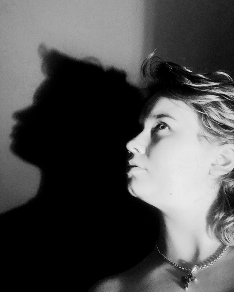 Shadow of the self-portrait