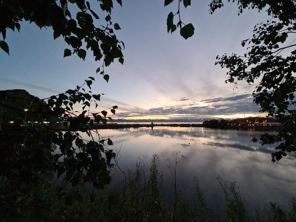 Тёплый вечер