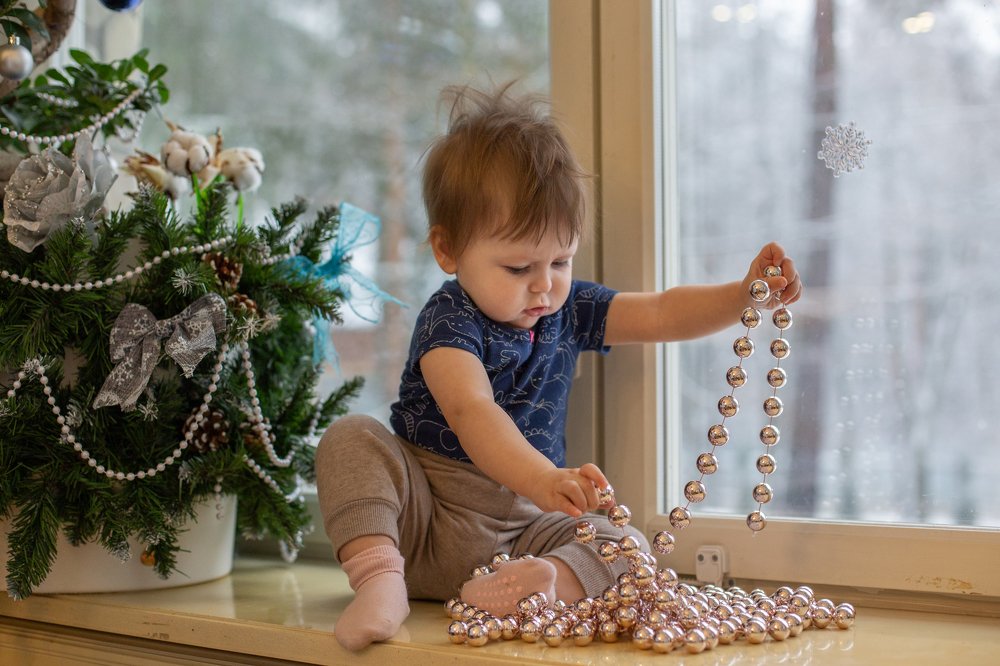 Нарядила ёлку