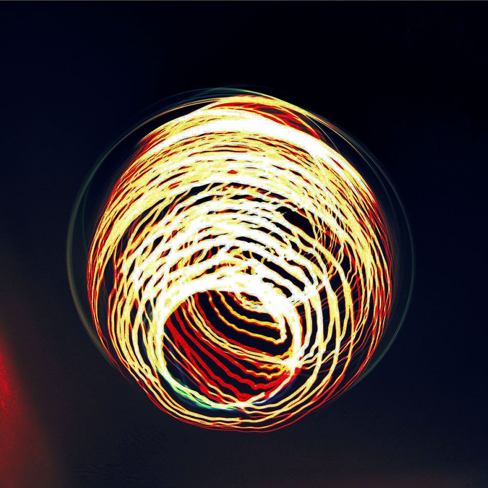 Singularity Point / Black and White Holes: Lumino mobile 2020