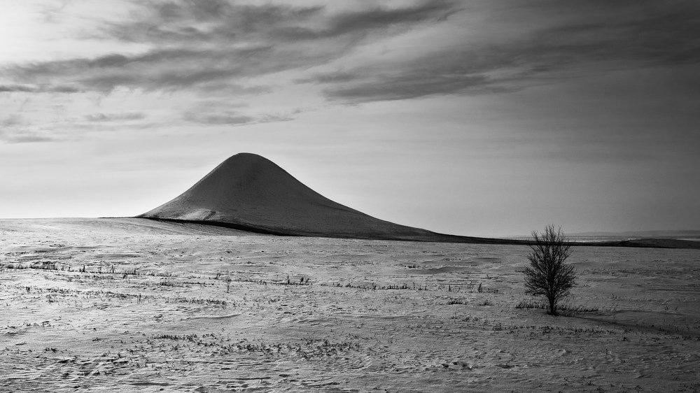 Суровая простота...