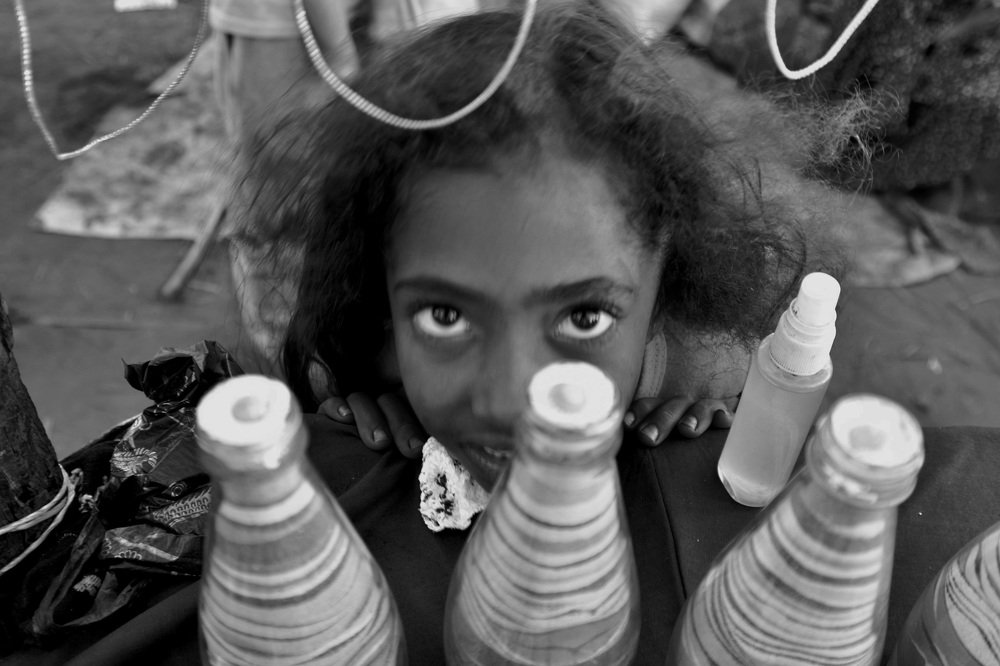 His eyes are the sea