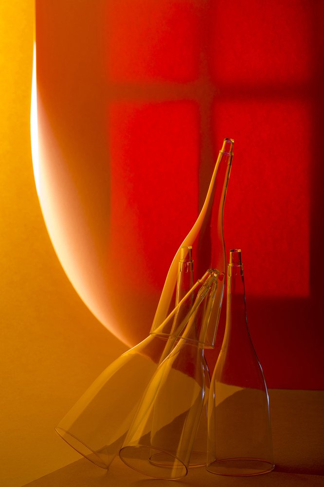 Геометрический натюрморт с коническими фигурами