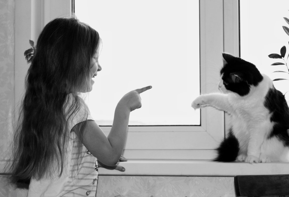 Вероничка с кошкой Василисой