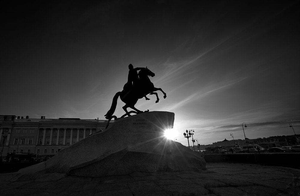 Памятник Петру.  Санкт-Петербург