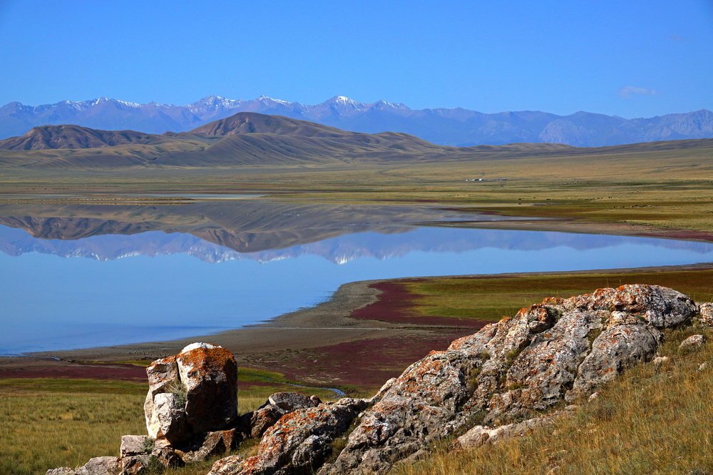 Солёное озеро Тузколь. Казахстан. Salt lake Tuzkol. Kazakhstan.