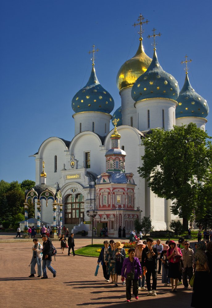 Утро в Троице-Сергиевой Лавре