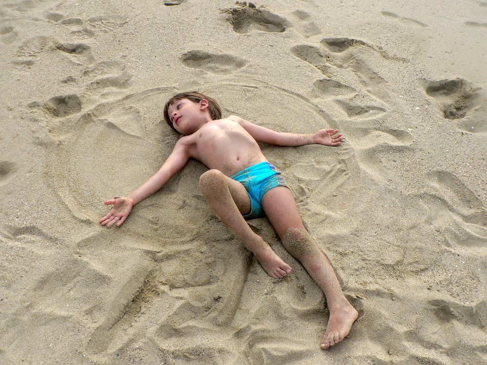 Sand angel