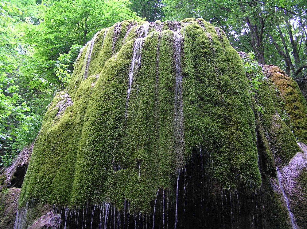 водопад "Серебряные струи"
