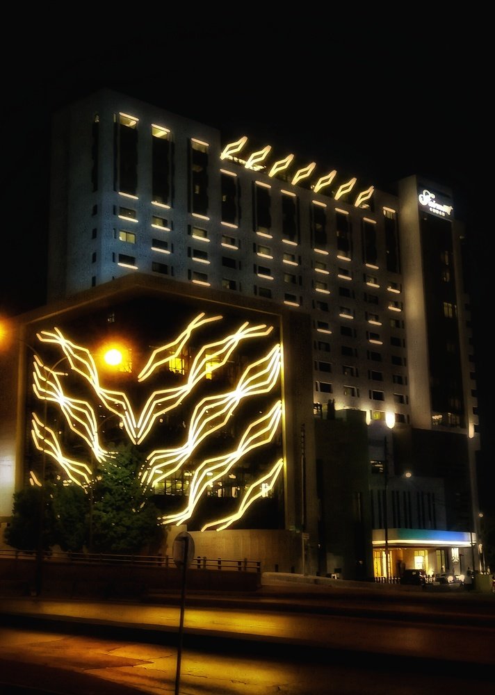 فندق فيرمنت عمان