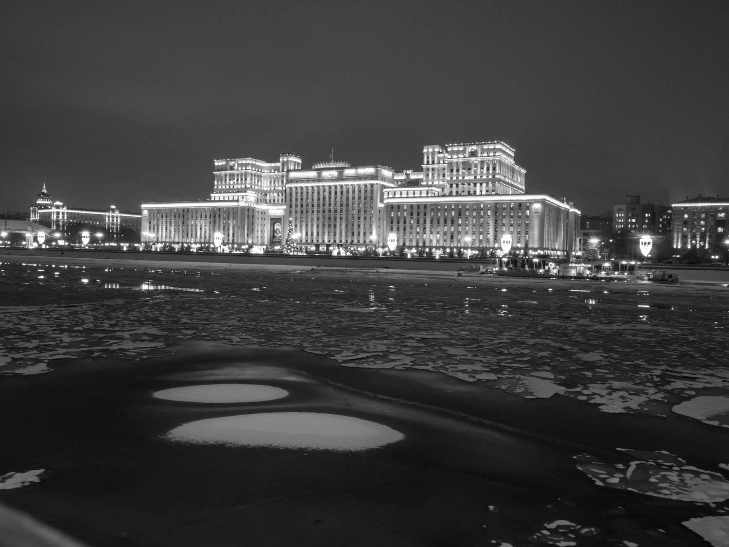 Military Academy at Moscow river bank