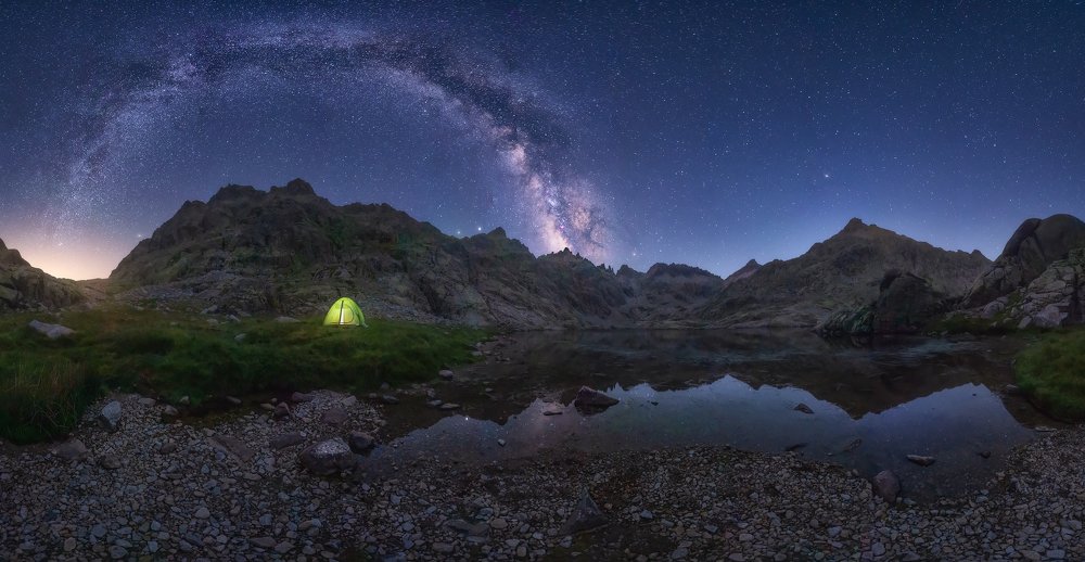 Photograph by Julio Castro Pardo