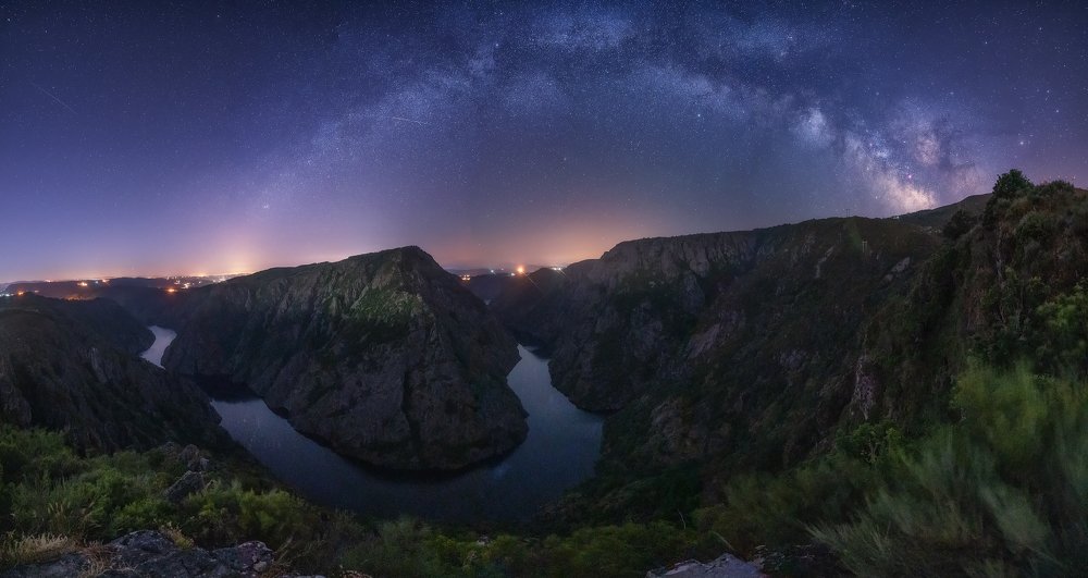 Photograph by Julio Castro Pardo