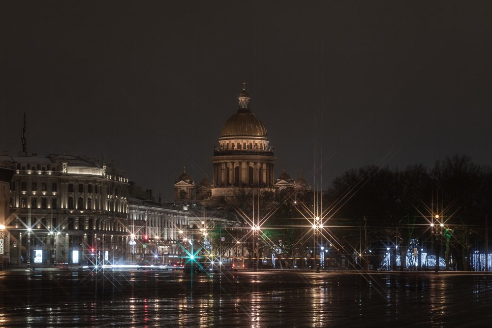 СПБ, ночной Исаакиевский собор